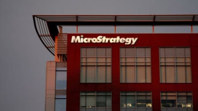 Susul Bitcoin, Saham Strategy Terkapar Sentuh Level Terendah 52 Minggu