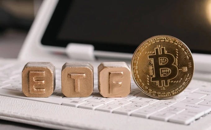 What is a Leveraged Spot Bitcoin ETF: Risks and Rewards Explained