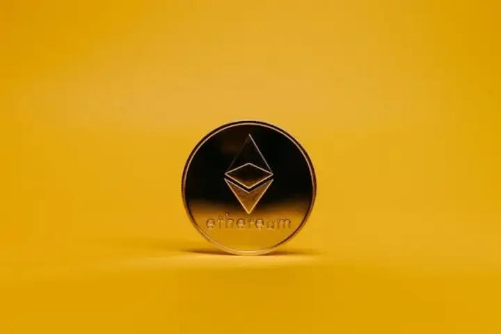 Ethereum held above $3,000, showcasing a strong performance