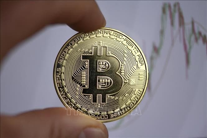 米国政府が暗号通貨を支持していないとのシグナルが流れる中、ビットコインは急落。