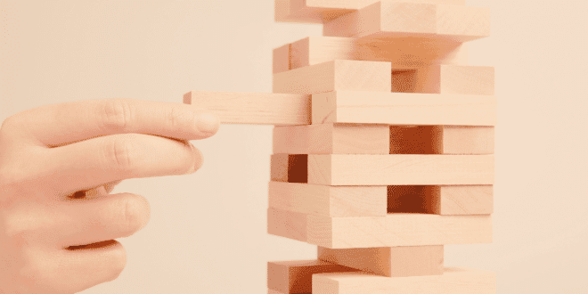Bitcoin, oro, azioni: è tutto FINITO? Il CROLLO distorce la realtà oppure è ora di uscire? - Criptovaluta.it®
