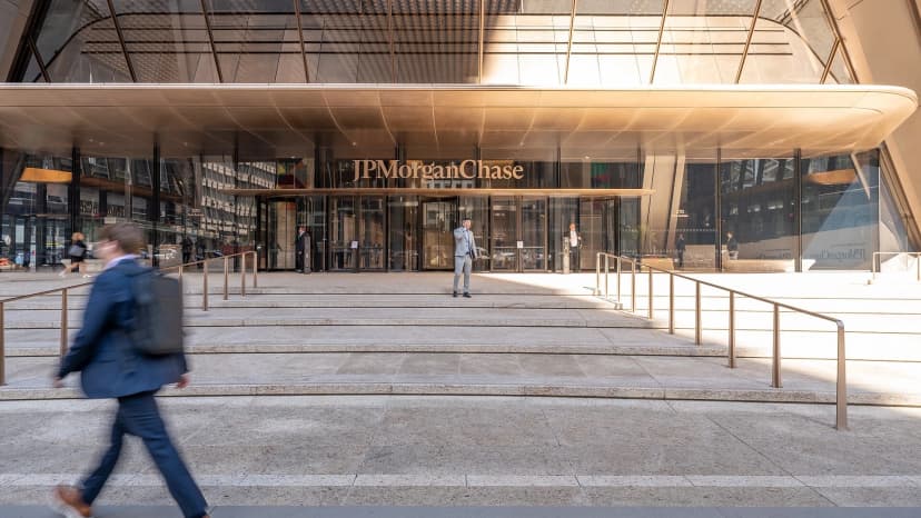 JPMorgan Bitcoin Forecast Gives BTC an Edge Over US Stocks