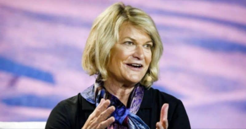 Senator Lummis says Kraken's master account opens door for Bitcoin adoption in banks