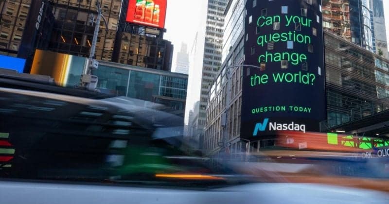 SEC freezes Nasdaq's Bitcoin options approval as CME wages jurisdictional turf war