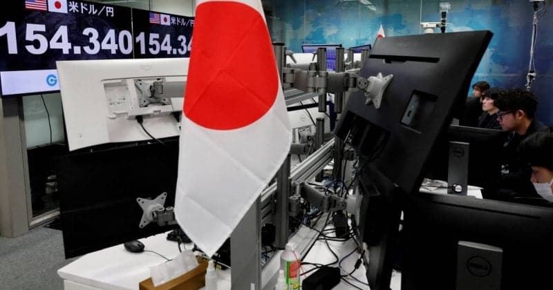 Currency traders brace for potential US-Japan joint intervention Monday