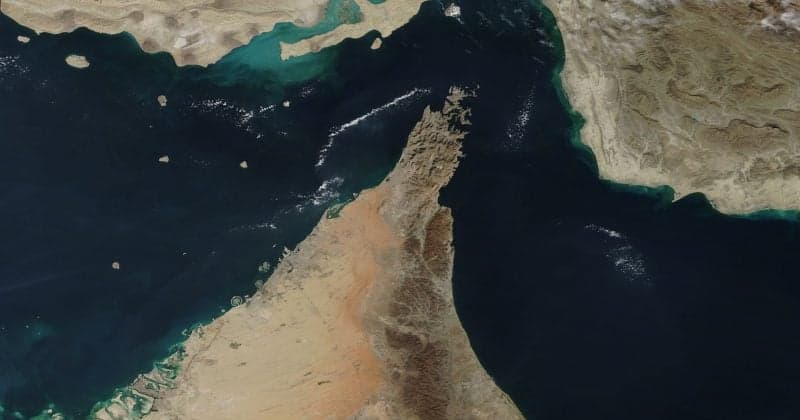 Trump threatens renewed Iran strikes unless nuclear deal closes, with oil markets watching the Strait of Hormuz