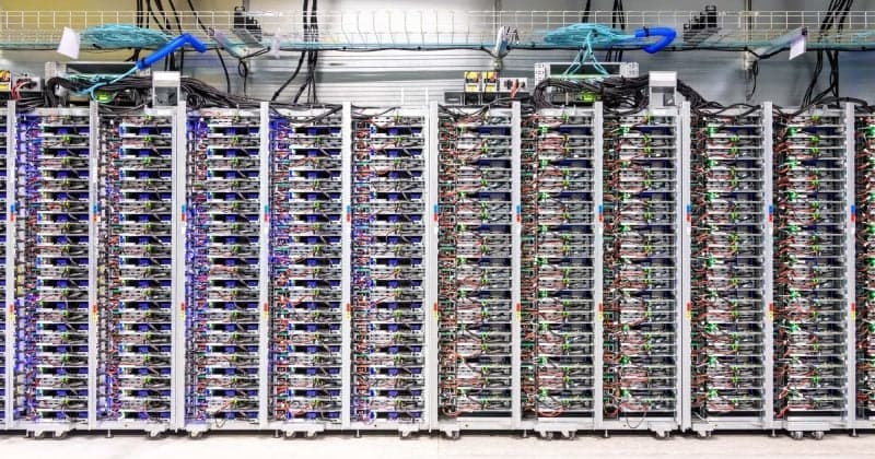 Big Tech set to spend $735B on AI data centers in 2026