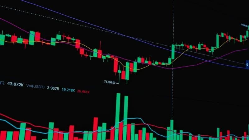 US spot Bitcoin ETFs see $202M in outflows as BTC dips below $78K