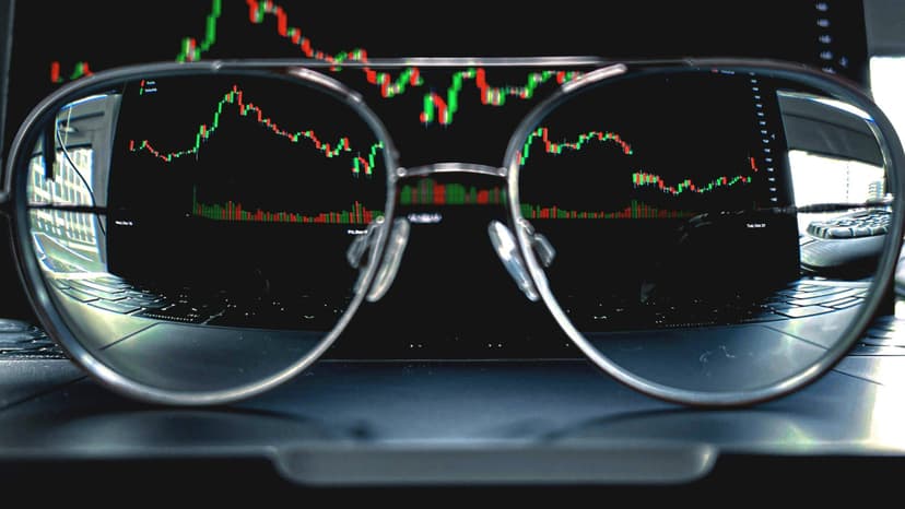 People More Interested in Buying Bitcoin Than Investing in AI: Google Data
