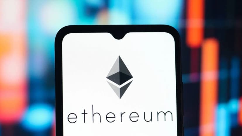 Bitwise Report Shows Ethereum Stakes Record 43.8M ETH as Yields Fall