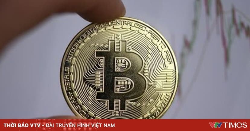 बिटकॉइन की कीमत 80,000 डॉलर से नीचे गिर गई, जिससे बाजार पूंजी में 100 अरब डॉलर से अधिक की गिरावट आई।